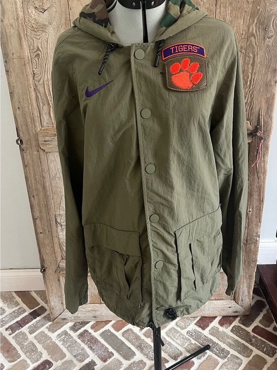 Nike Other - Nike Olive Green Hooded Field Jacket with Orange Tigers Patch. Never Worn!